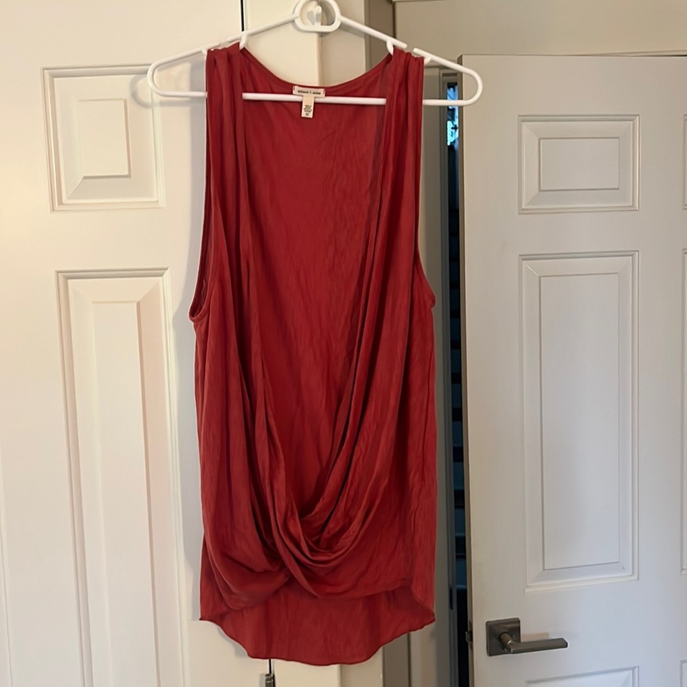 Silence + noise medium red tank top.